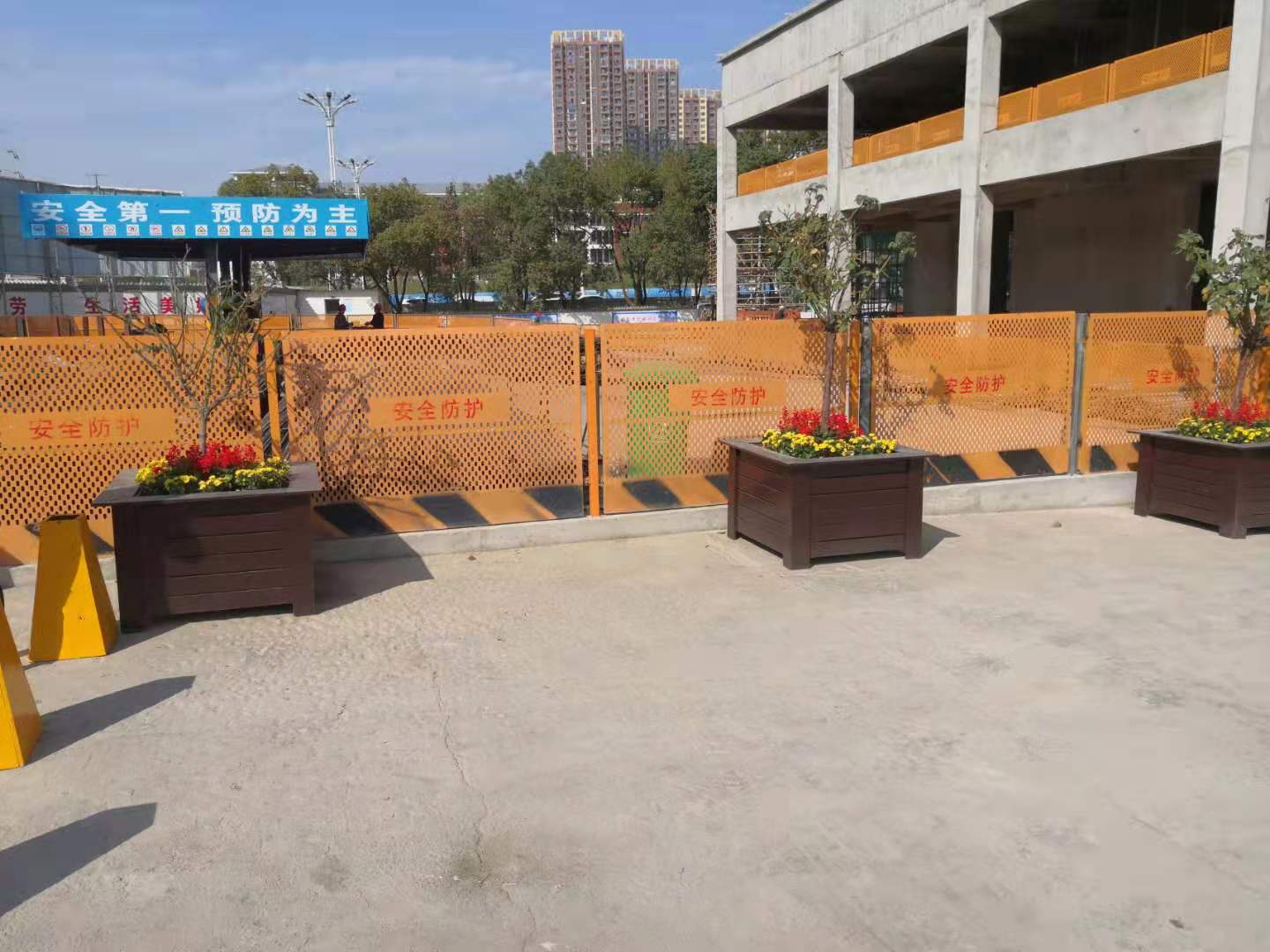 3fa584793592e8545f582b9b80176400.jpg
